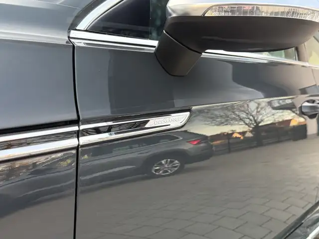 Volkswagen Arteon view 14