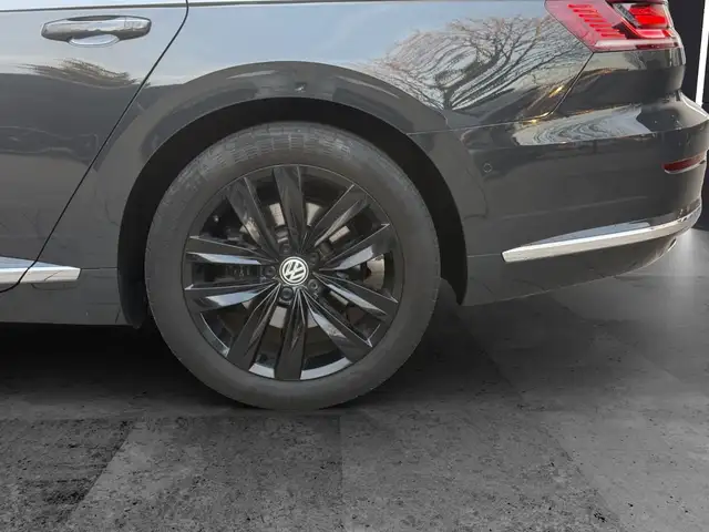 Volkswagen Arteon view 10