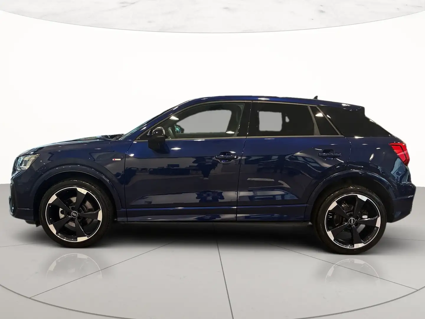 Audi Q2 35 1.5 tfsi identity black s-tronic Blu/Azzurro - 2