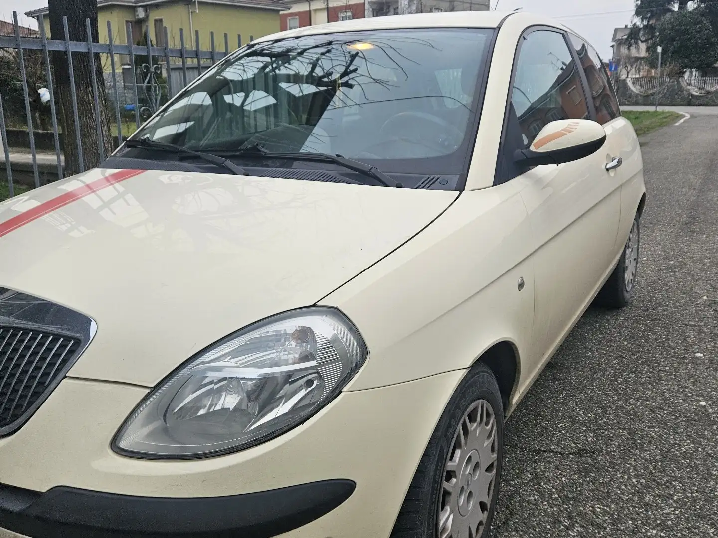 Lancia Ypsilon 1.3 mjt Platino dfn - 1