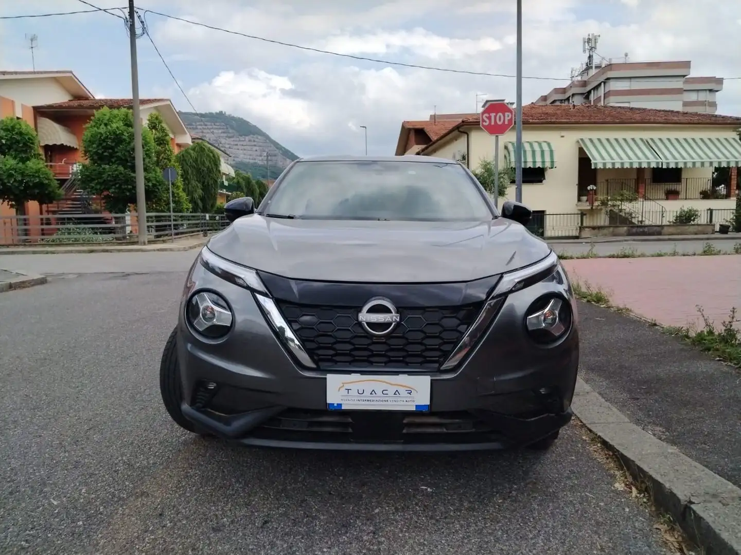 Nissan Juke N-Connecta 1.6 HEV Grigio - 2