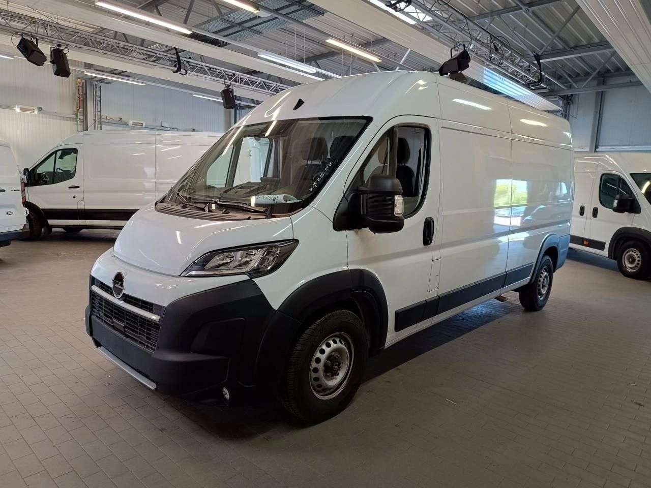 Opel Movano