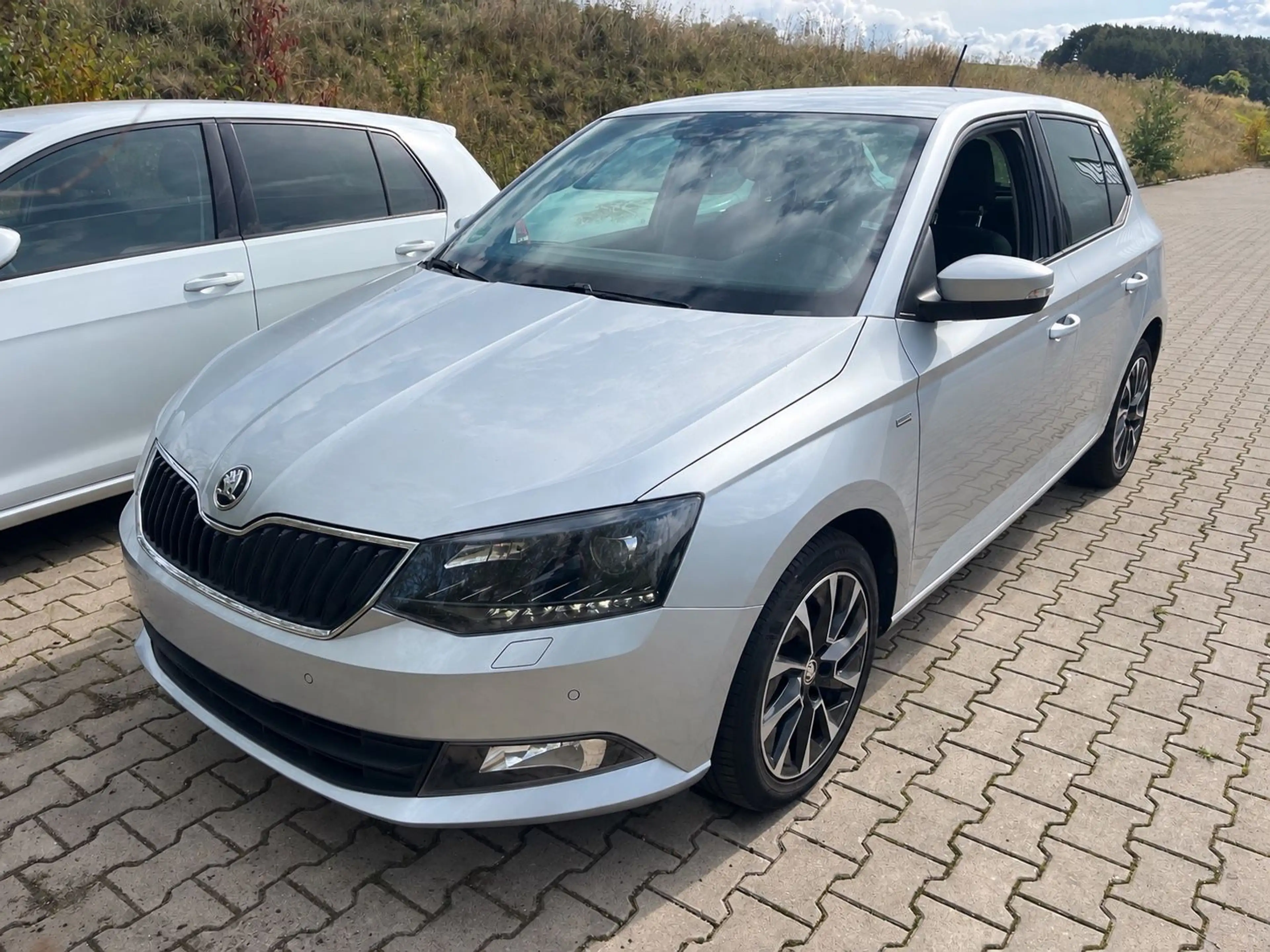 Skoda Fabia DRIVE Klimaautomatik | SHZ | PDC | Tempoma