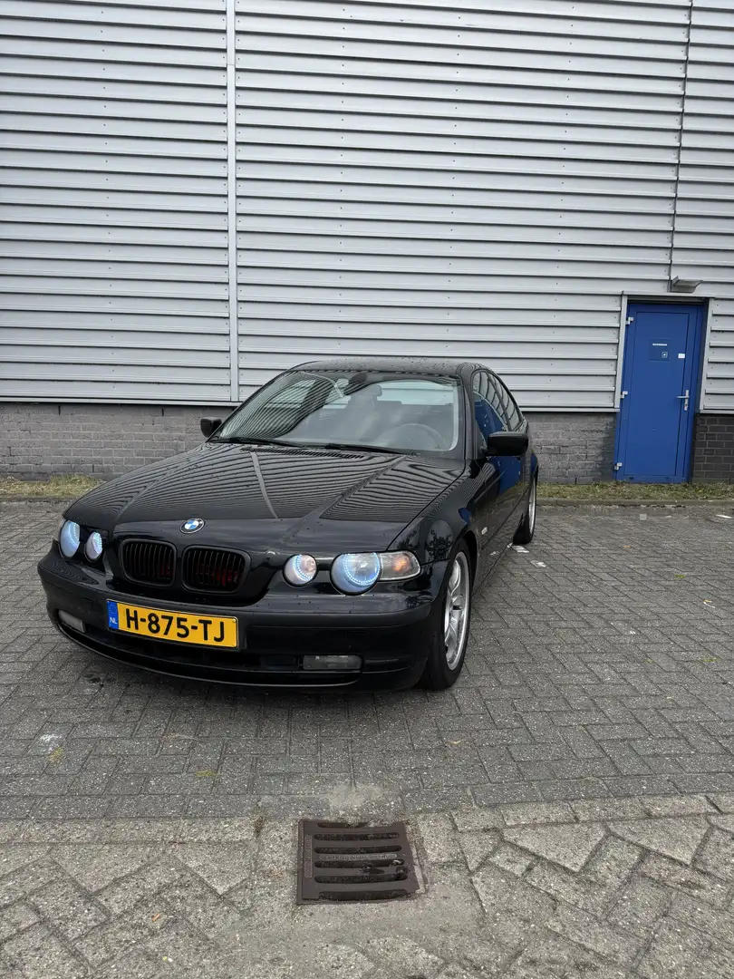 BMW 330 316ti Чёрный - 1