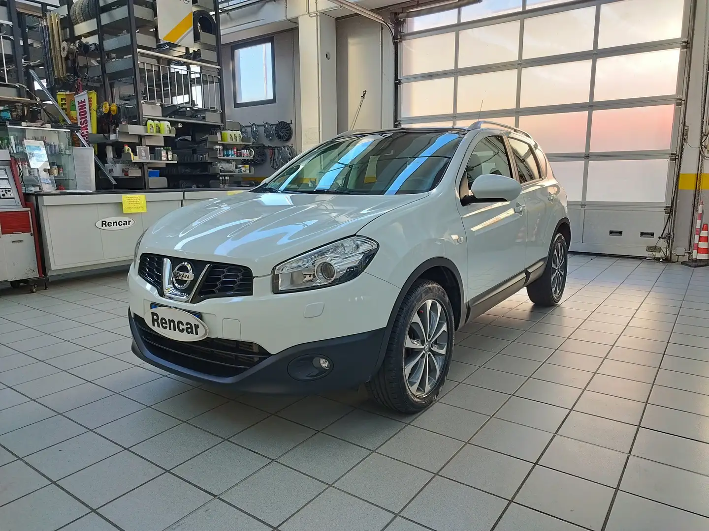 Nissan Qashqai Qashqai 2.0 dci Tekna 4x4 dpf FL Blanc - 1