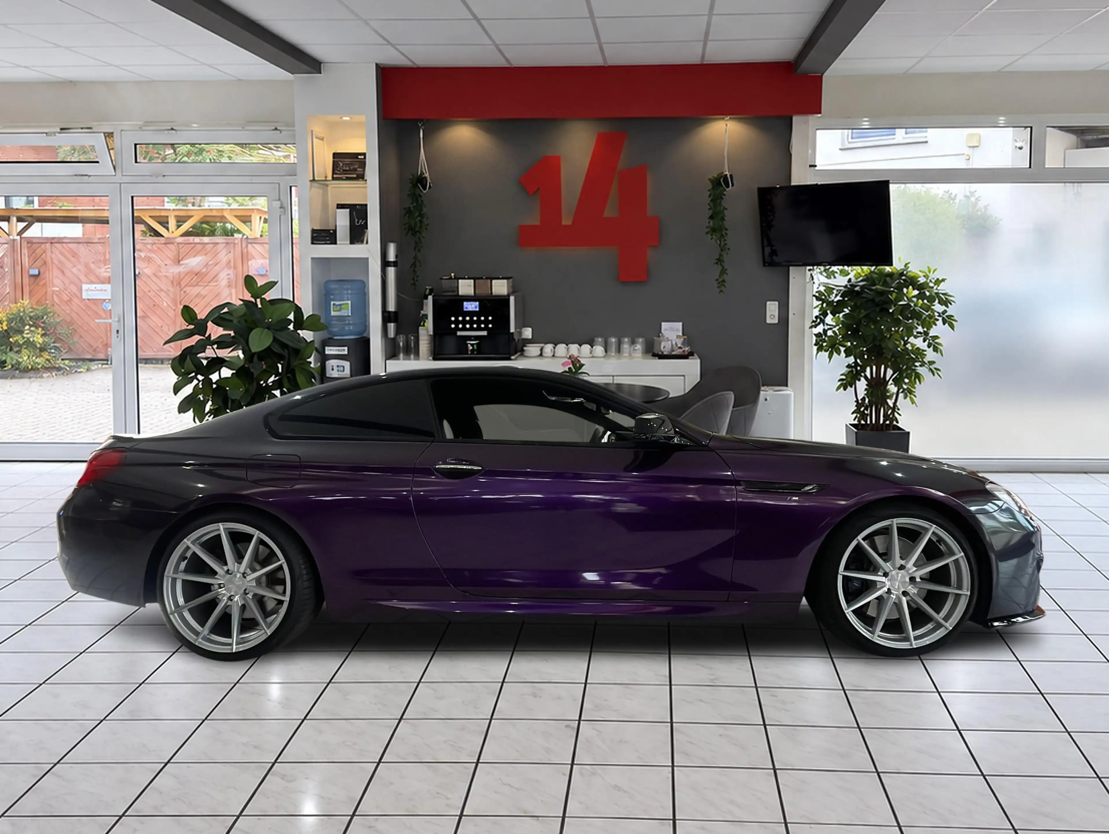 BMW 650 i Coupe - MPaket-Alcantara-Schiebedach-DEFzg — photo 6