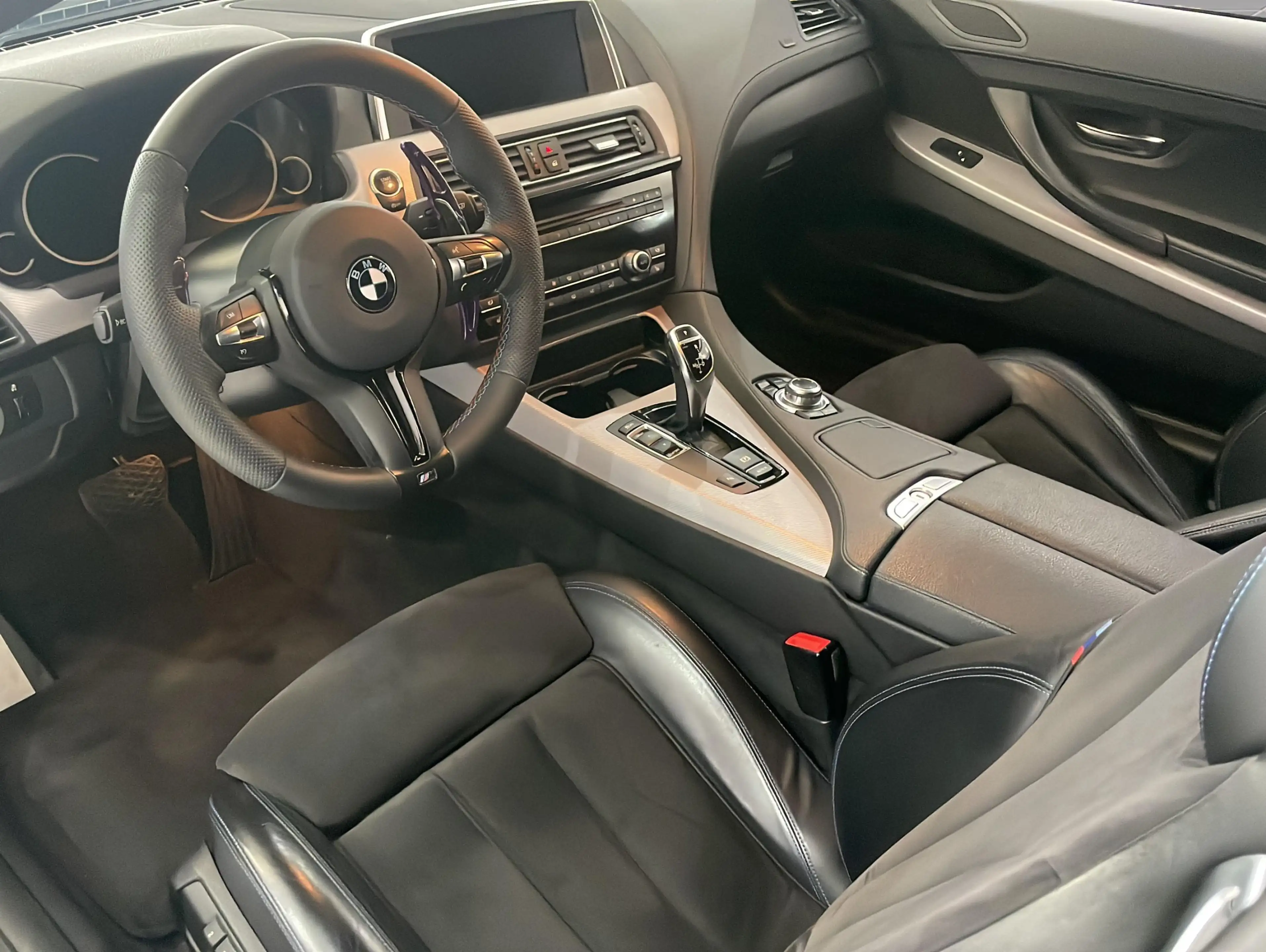 BMW 650 i Coupe - MPaket-Alcantara-Schiebedach-DEFzg — photo 10