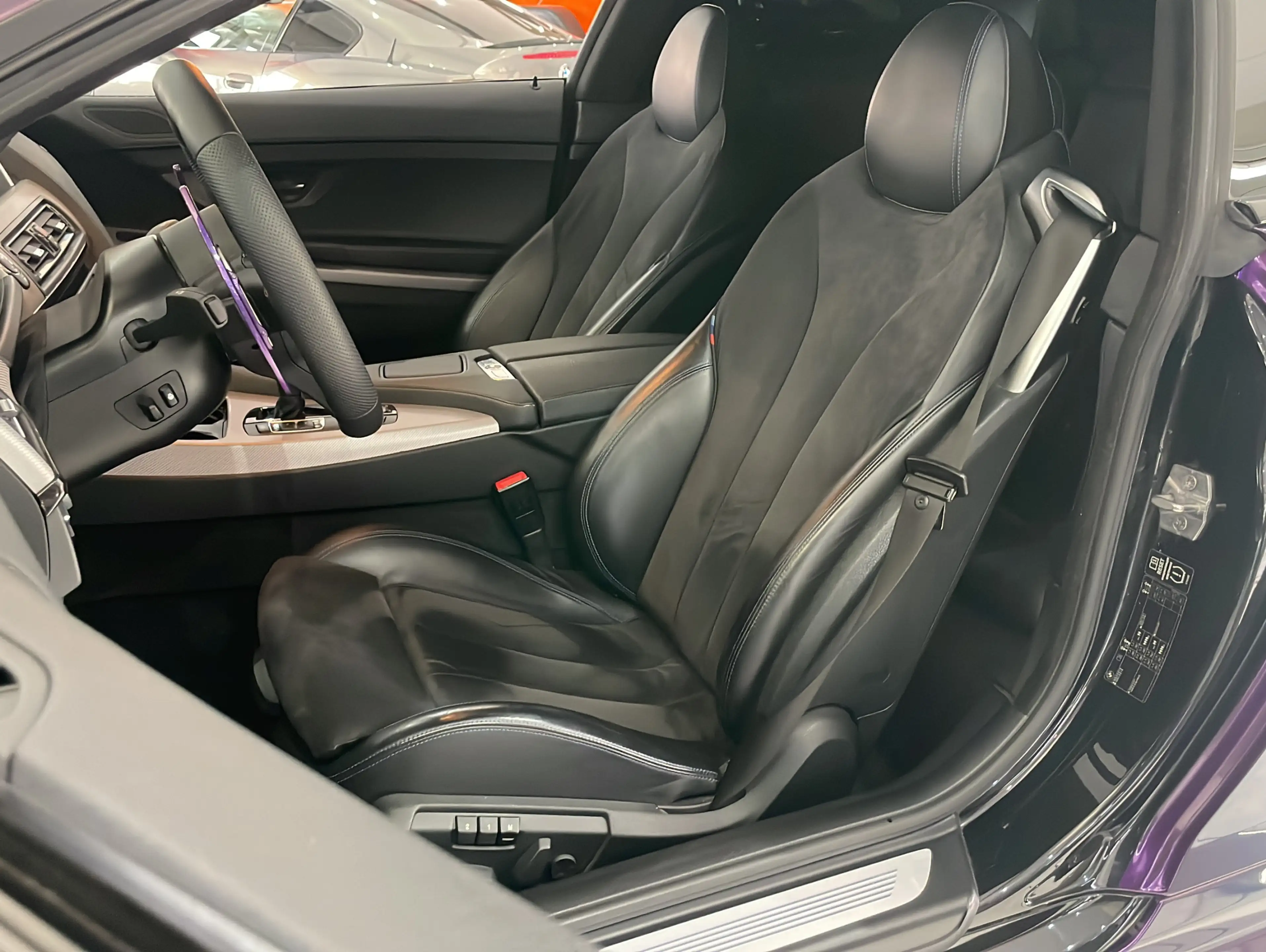 BMW 650 i Coupe - MPaket-Alcantara-Schiebedach-DEFzg — photo 12
