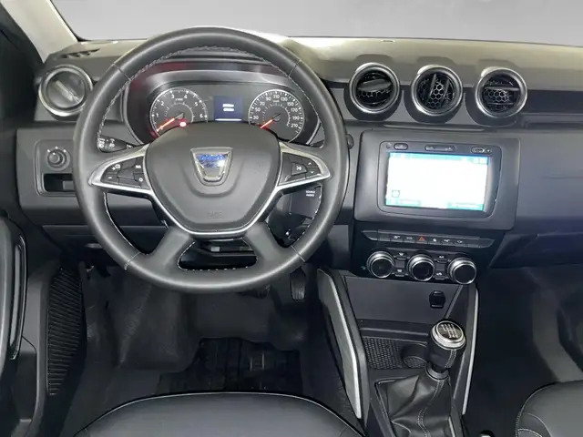 Dacia Duster view 6