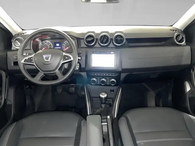 Dacia Duster view 5