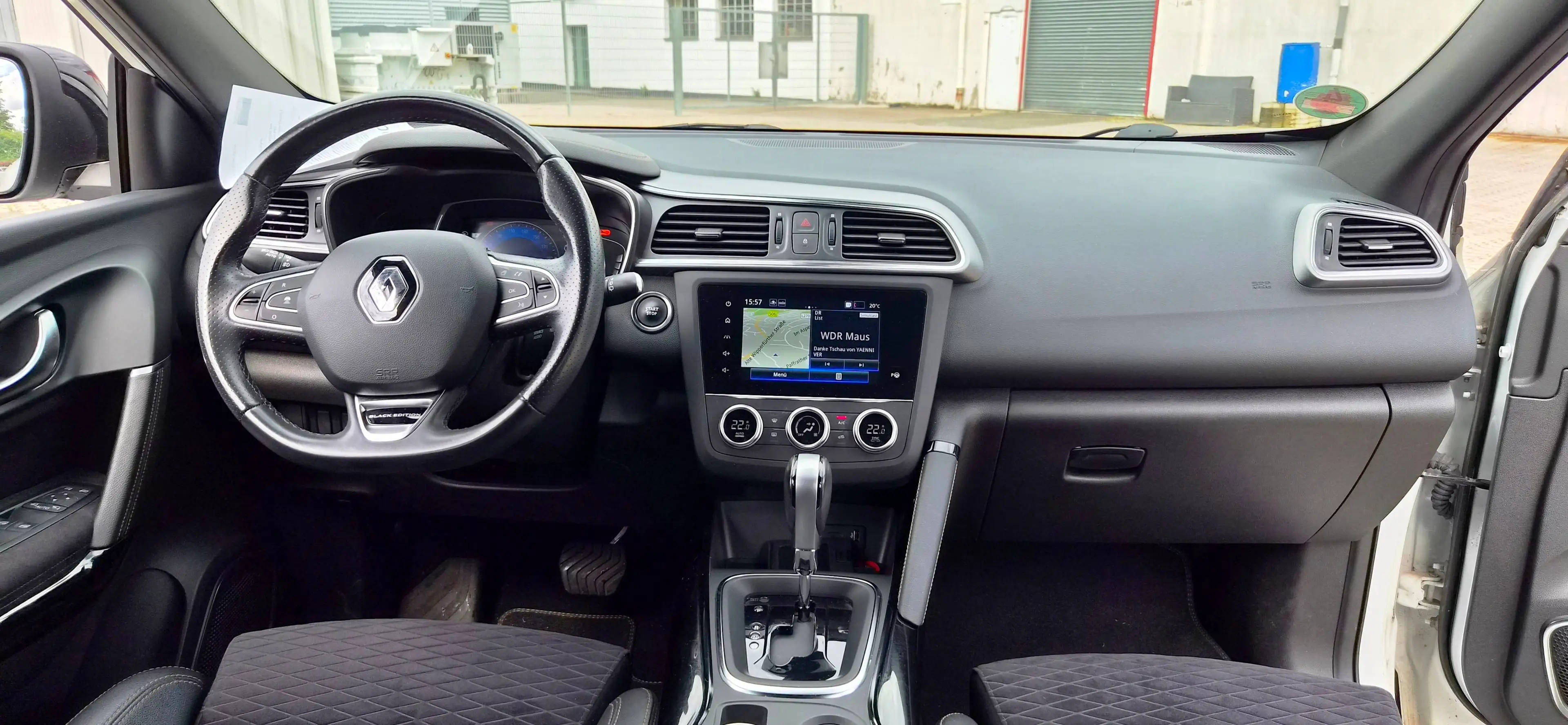 Renault Kadjar Black Edition/Finanzierung ab6,99 %/1Hand/29000km/Finanzierung ab 6,99% — photo 15