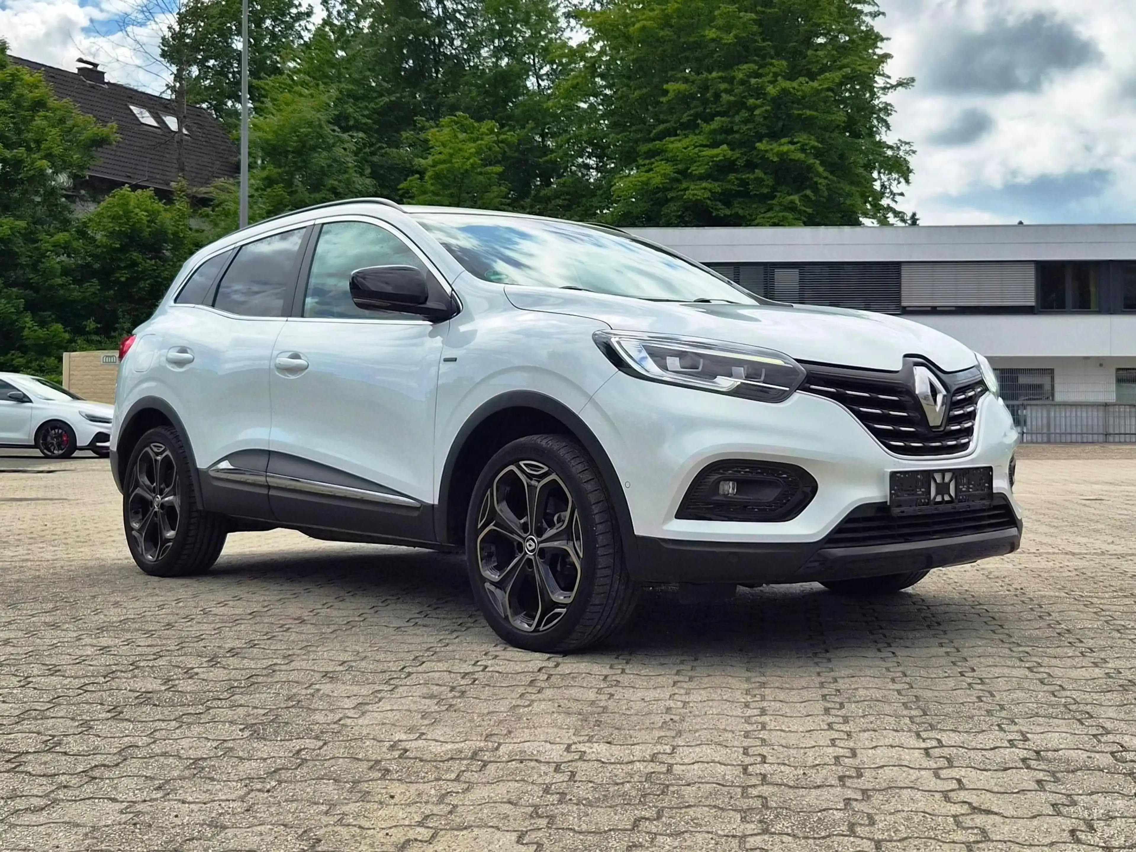 Renault Kadjar Black Edition/Finanzierung ab6,99 %/1Hand/29000km/Finanzierung ab 6,99% — photo 9