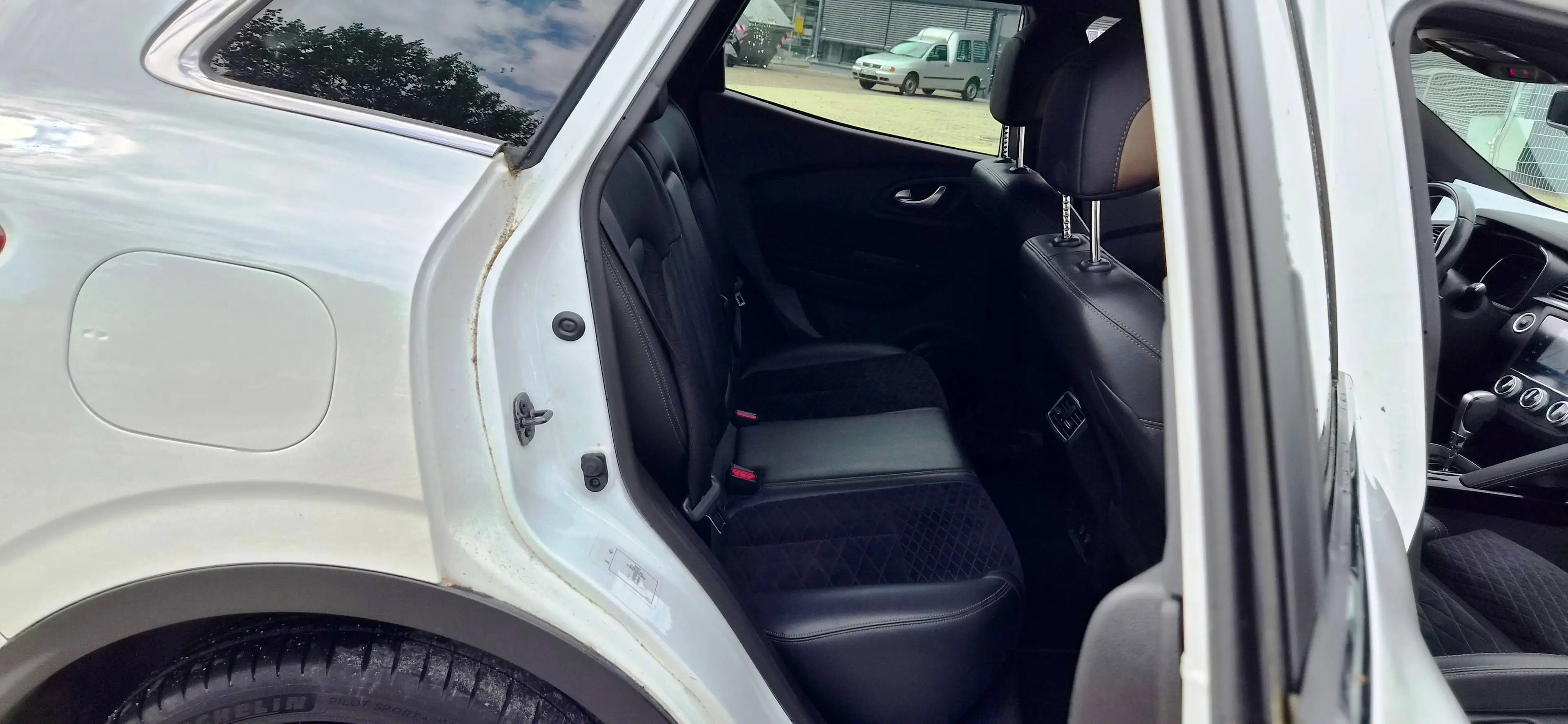 Renault Kadjar Black Edition/Finanzierung ab6,99 %/1Hand/29000km/Finanzierung ab 6,99% — photo 14