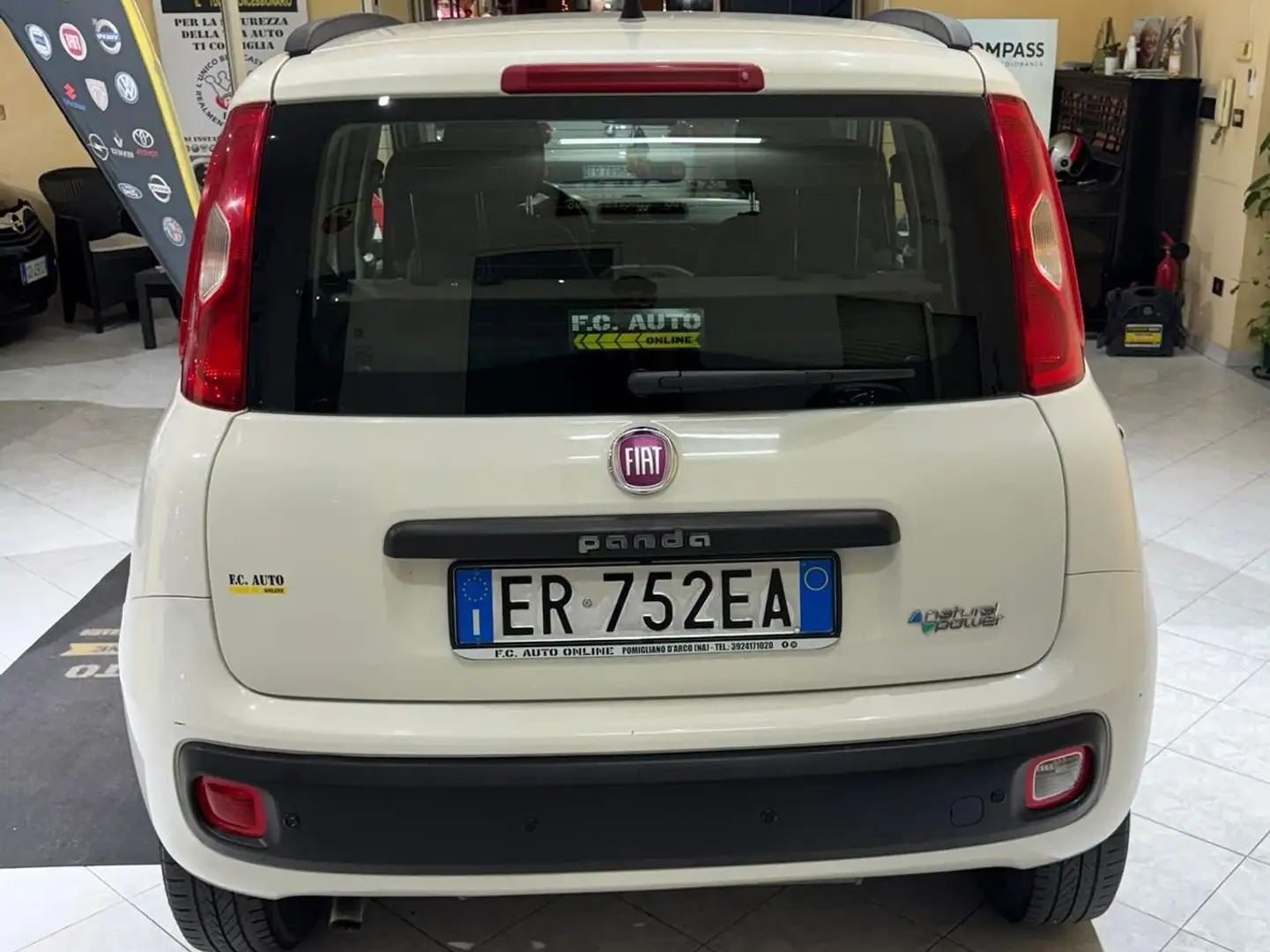 Fiat Panda Panda III 2012 0.9 twair natural power Lounge 80cv Bianco - 2