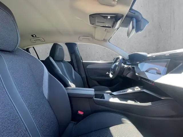 Peugeot 308 view 13