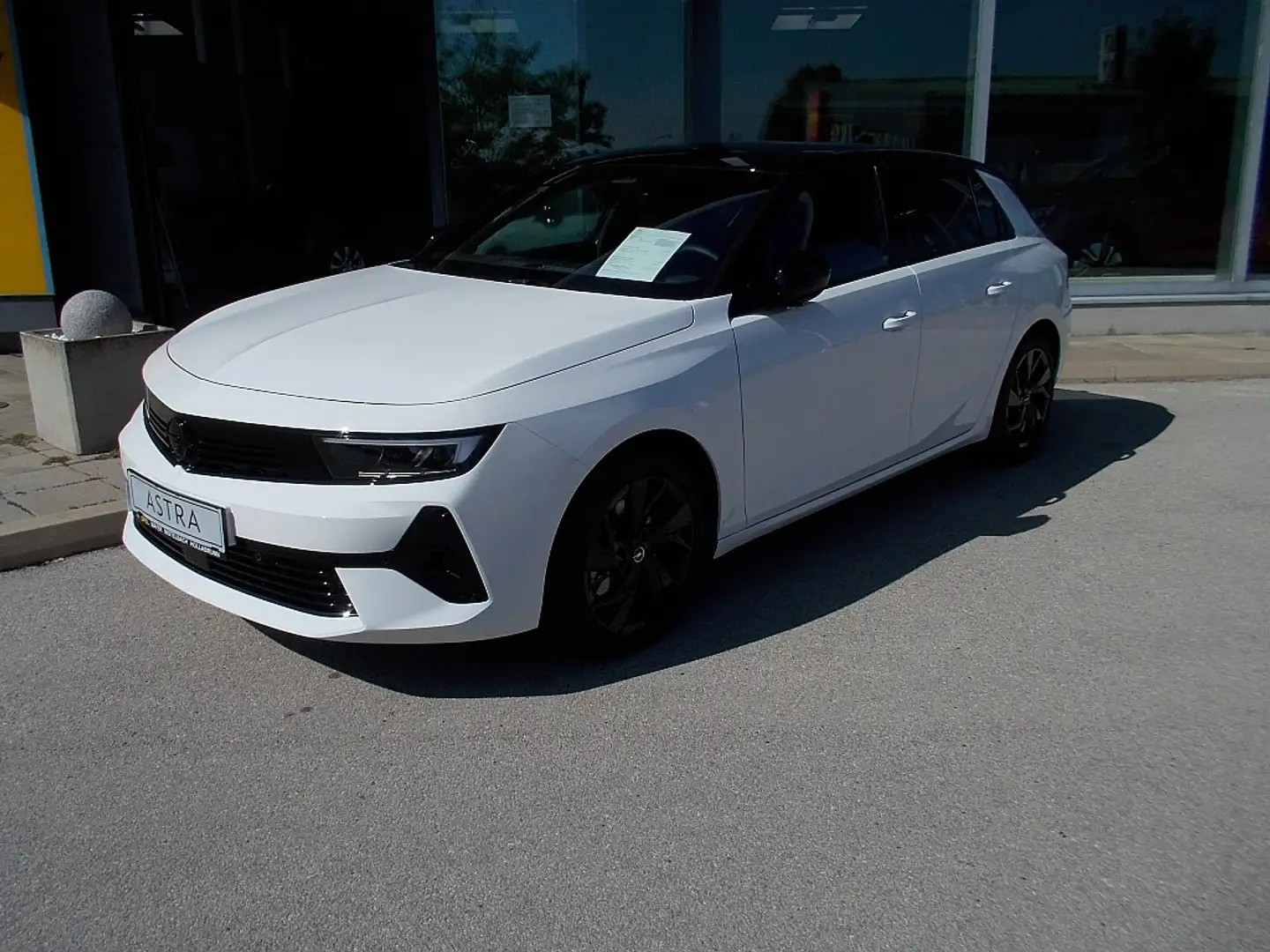 Opel Astra 1,2 Turbo MHEV GS Aut. Wit - 1