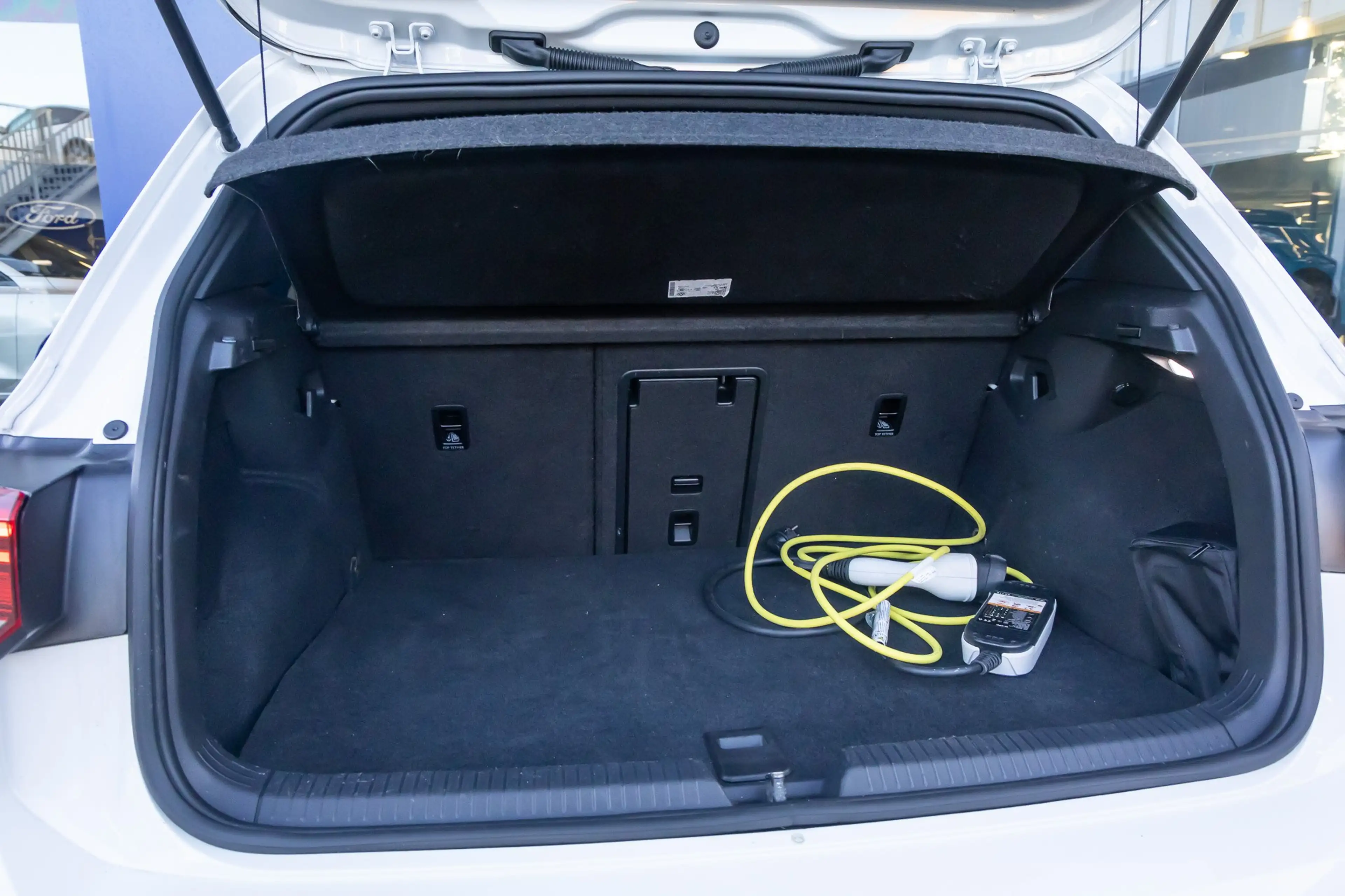 Volkswagen Golf GTE 1.4 eHybrid | Apple Carplay/Android Auto | Cruise — photo 23