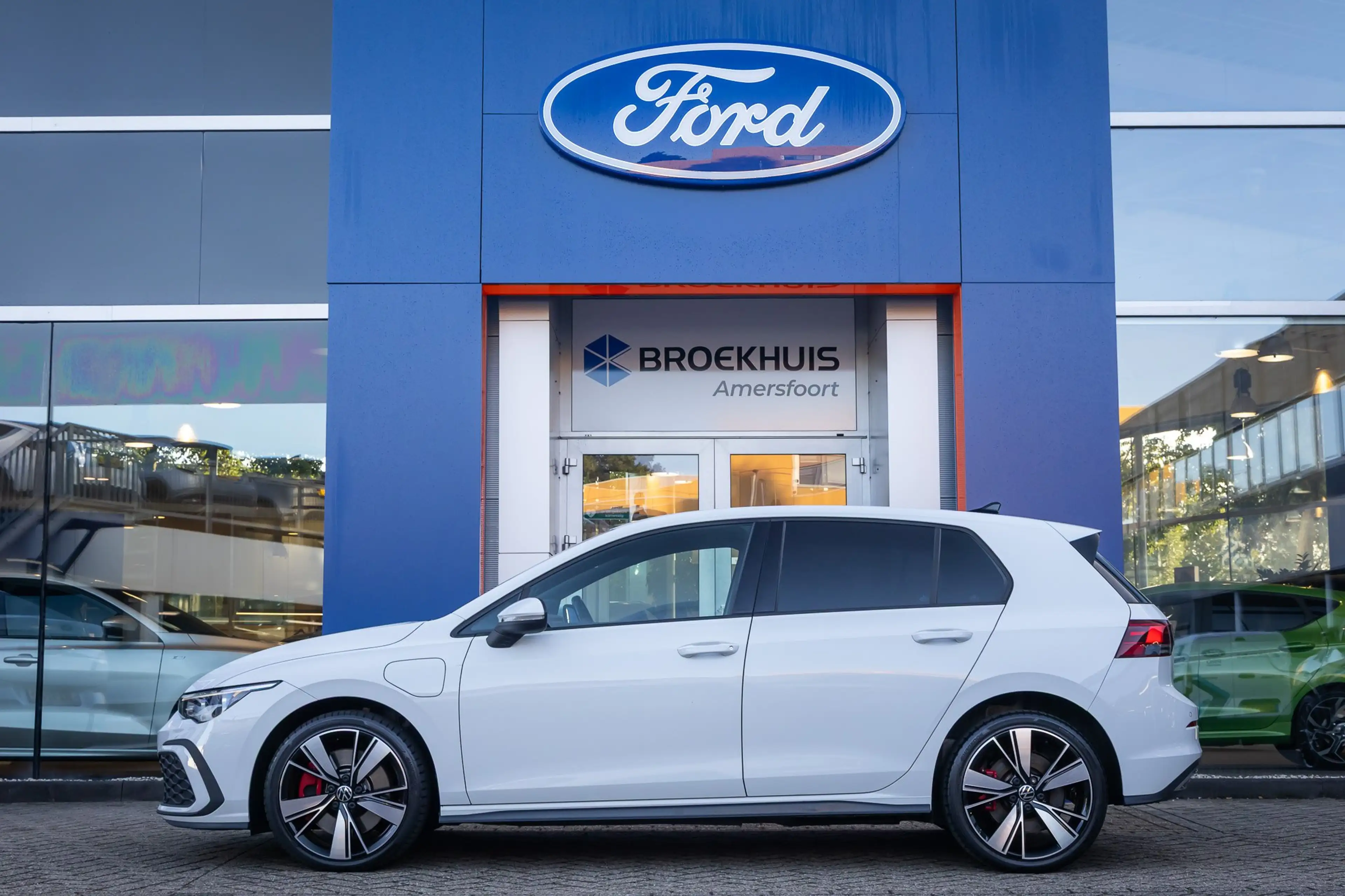 Volkswagen Golf GTE 1.4 eHybrid | Apple Carplay/Android Auto | Cruise — photo 9
