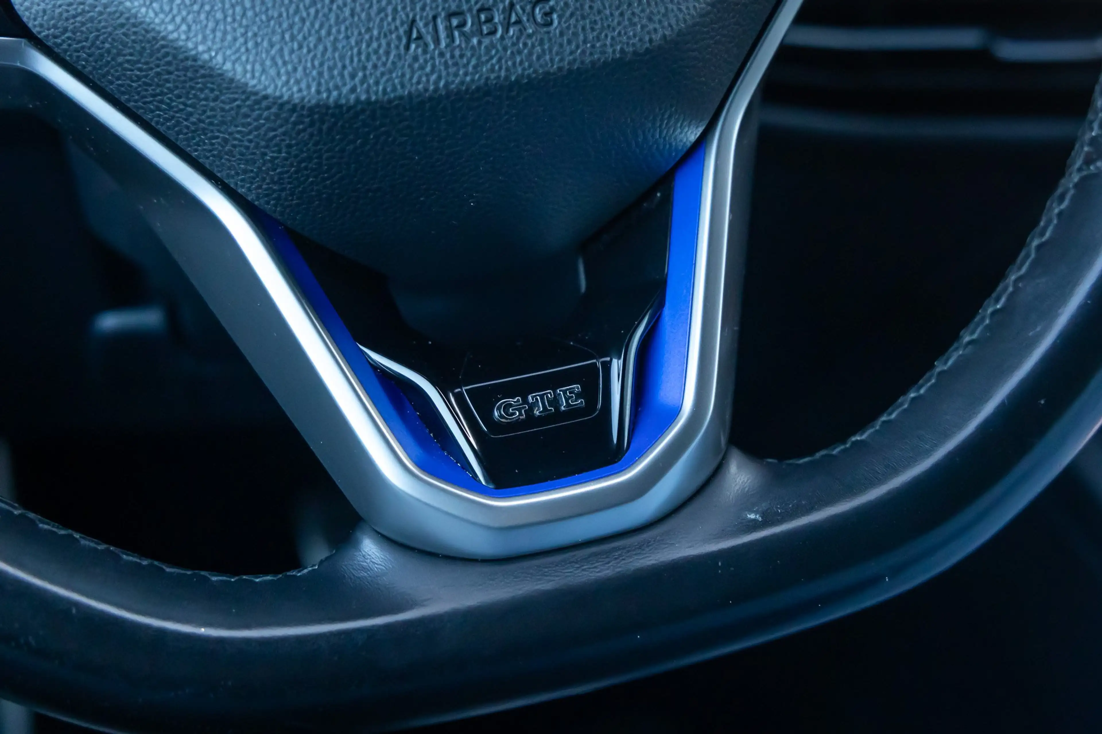 Volkswagen Golf GTE 1.4 eHybrid | Apple Carplay/Android Auto | Cruise — photo 29