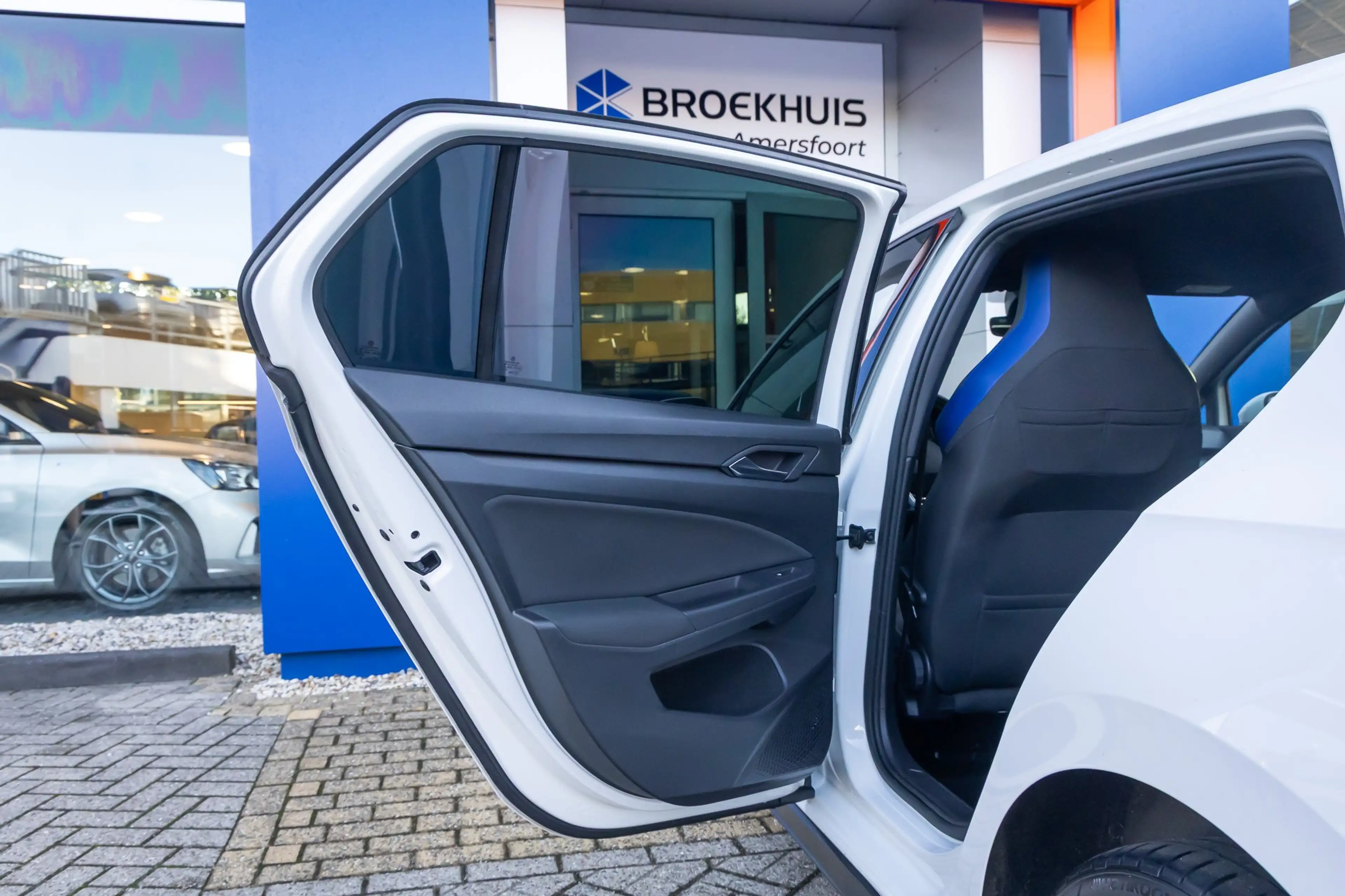 Volkswagen Golf GTE 1.4 eHybrid | Apple Carplay/Android Auto | Cruise — photo 13