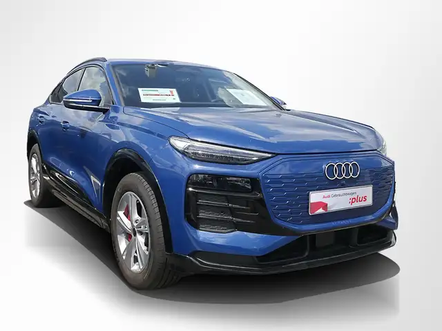 Audi Q6 E-Tron view 3