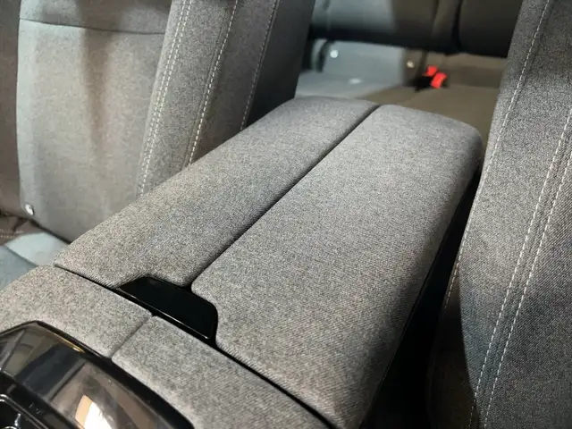 Renault Austral view 18