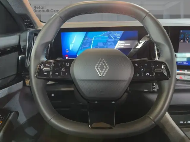 Renault Austral view 11
