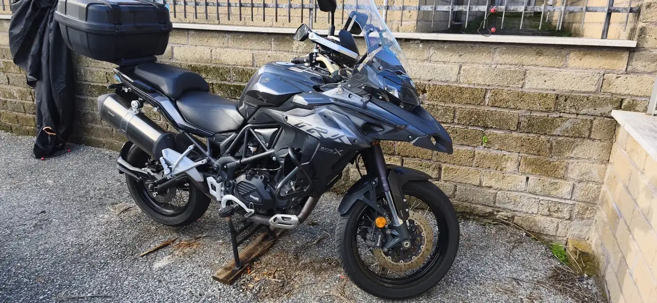 Benelli TRK 502