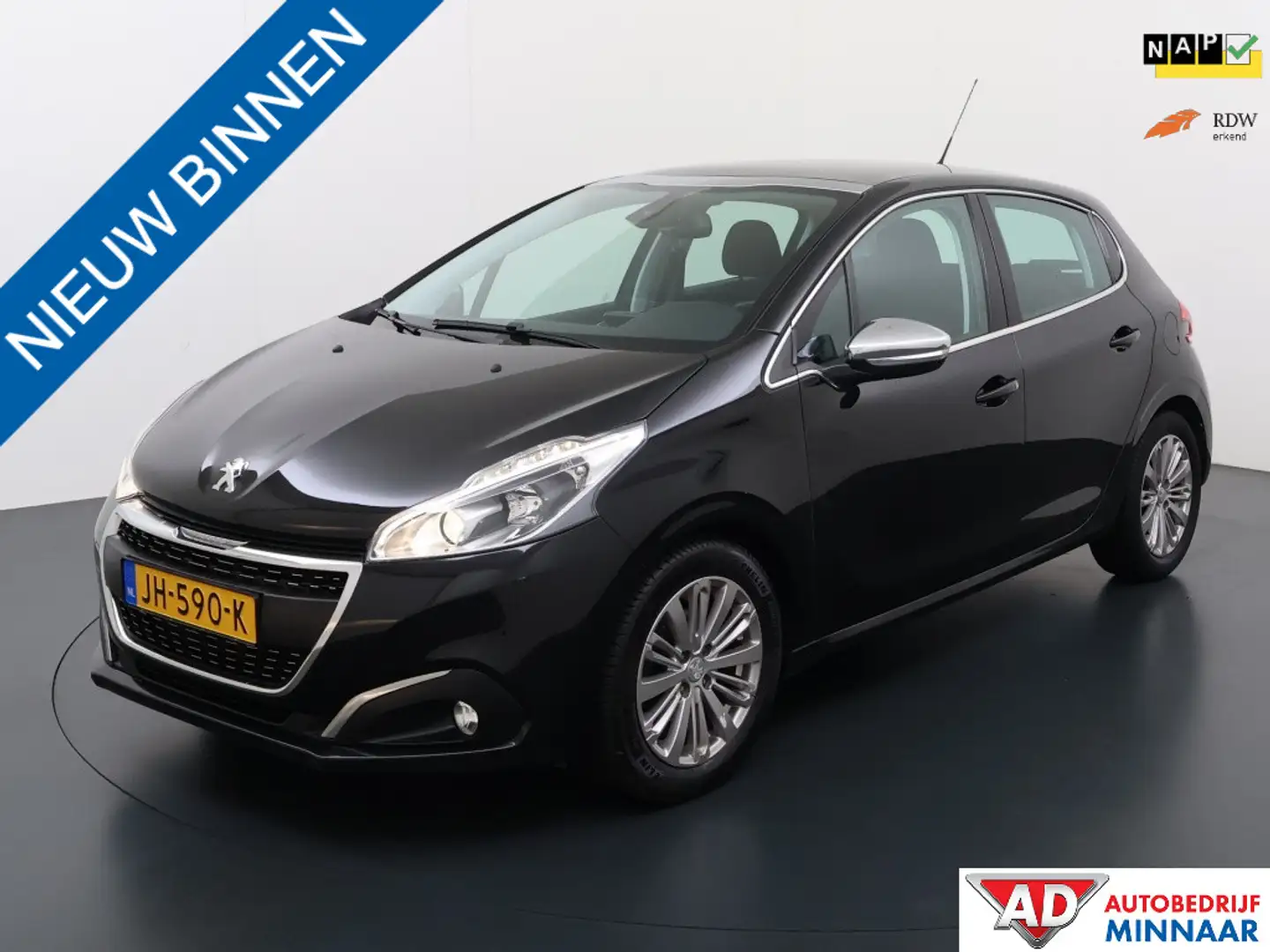 Peugeot 208 1.2 PureTech Allure | 110 PK | Cruise control | Bl Zwart - 1