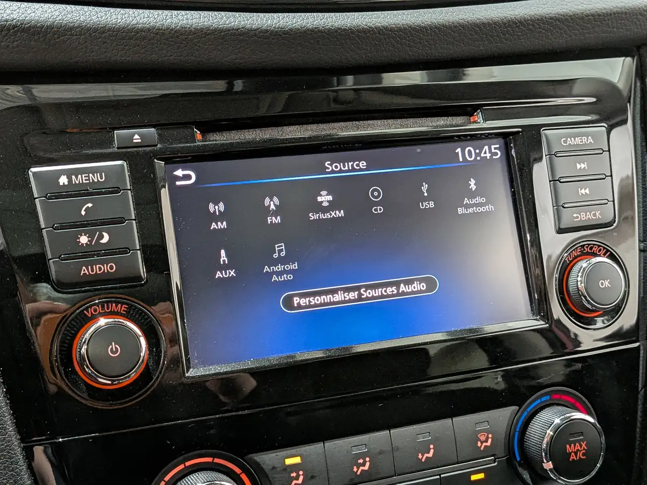 Nissan Rogue снимка Nissan Rogue