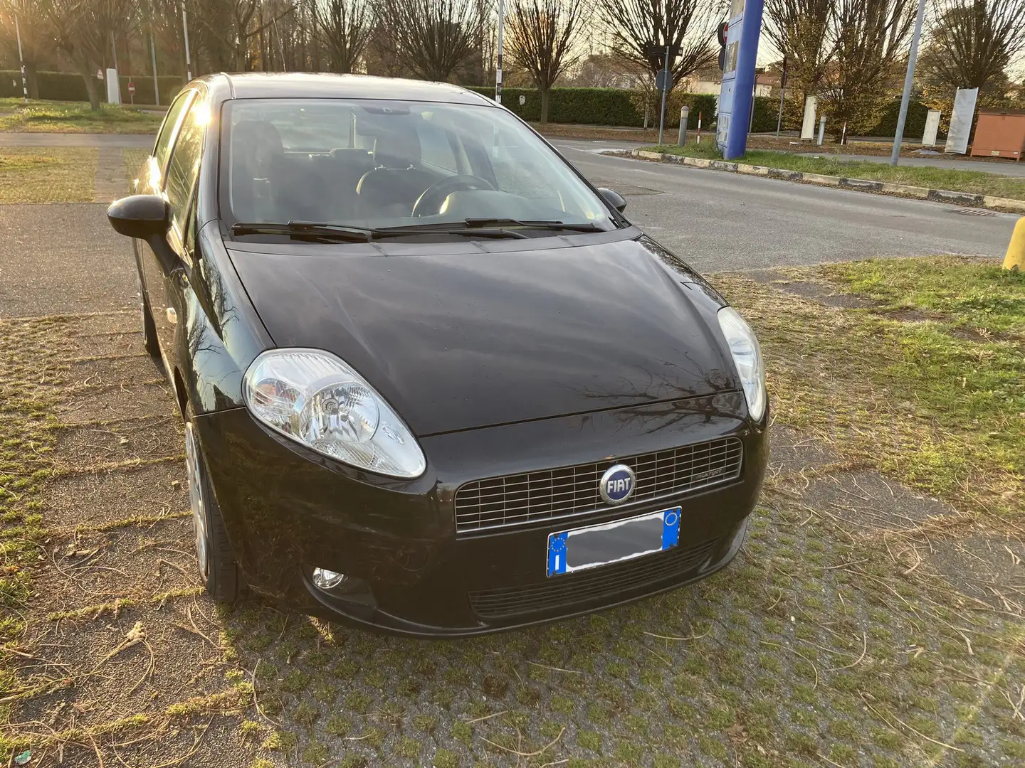 Fiat Grande Punto Grande Punto III 2005 5p 1.3 mjt 16v Dynamic 75cv Nero - 1