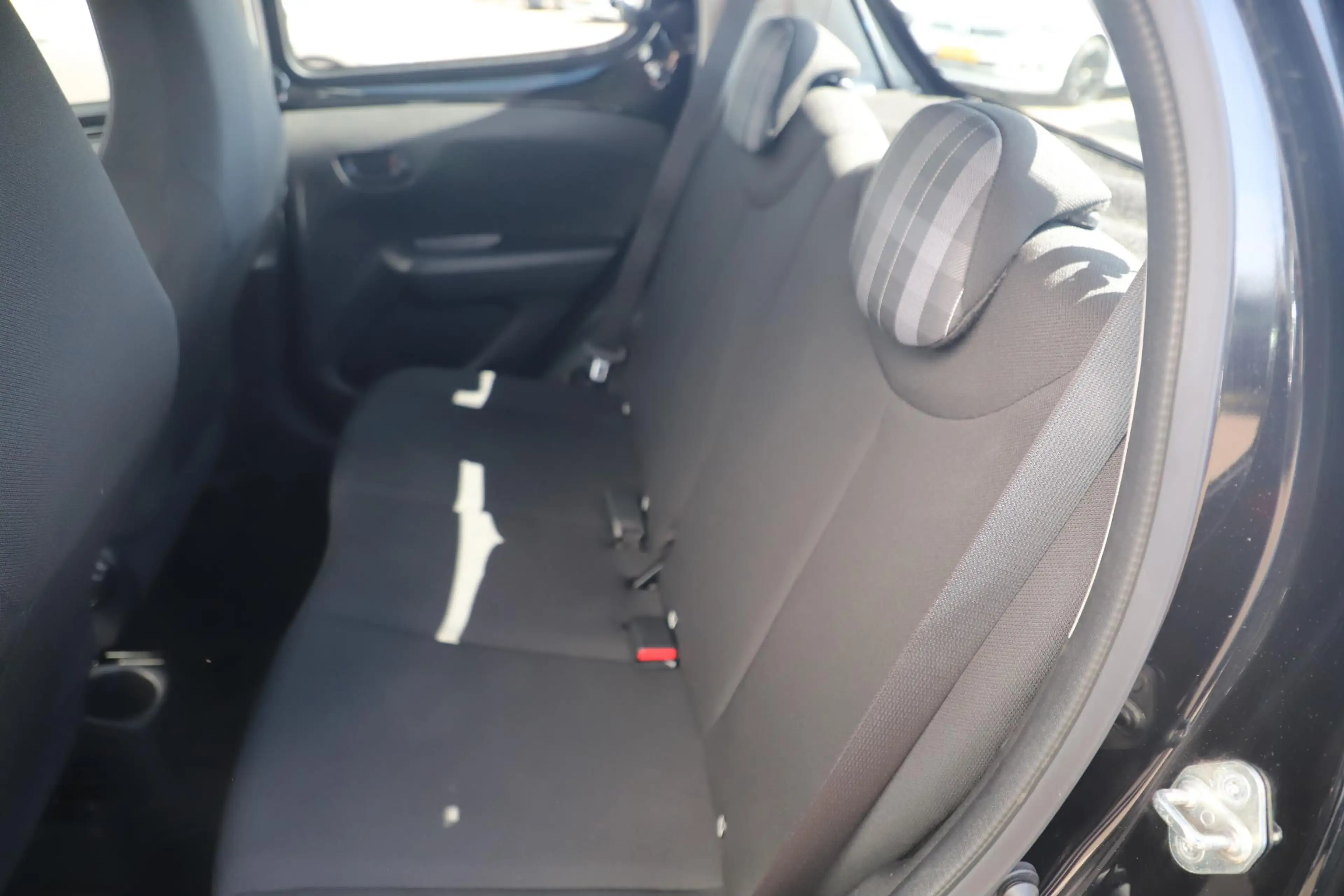 Peugeot 108 1.0 e-VTi Active Airco Radio Bluetooth Elektrische — photo 7