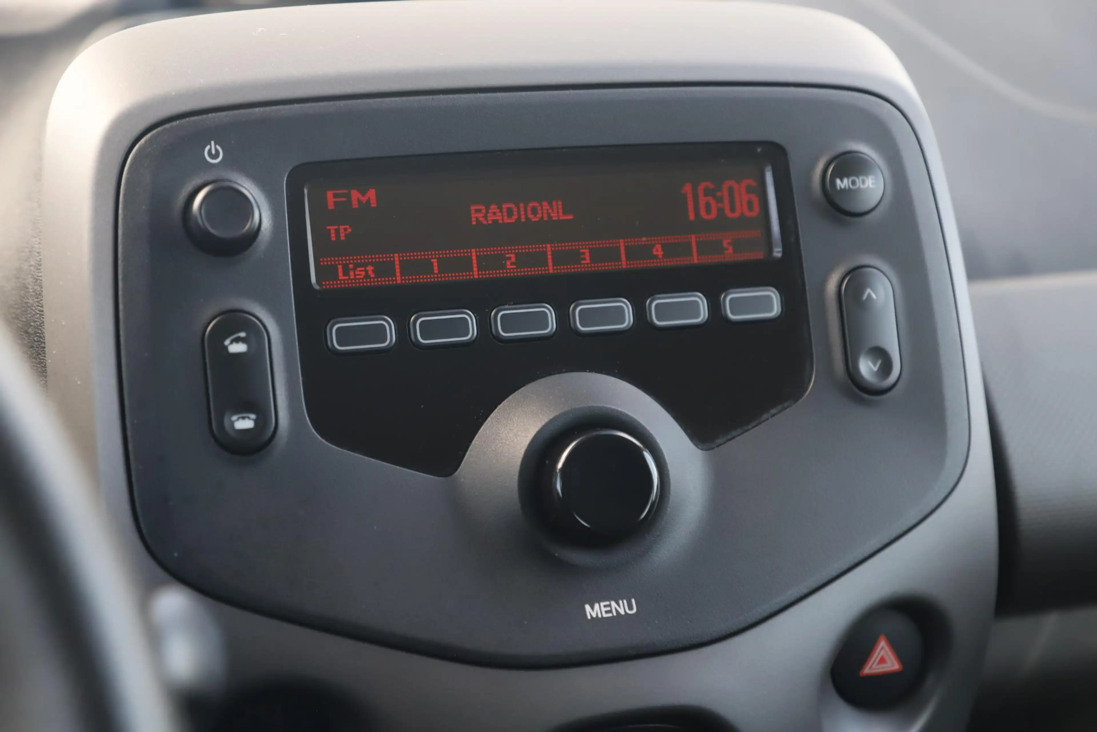 Peugeot 108 1.0 e-VTi Active Airco Radio Bluetooth Elektrische — photo 13