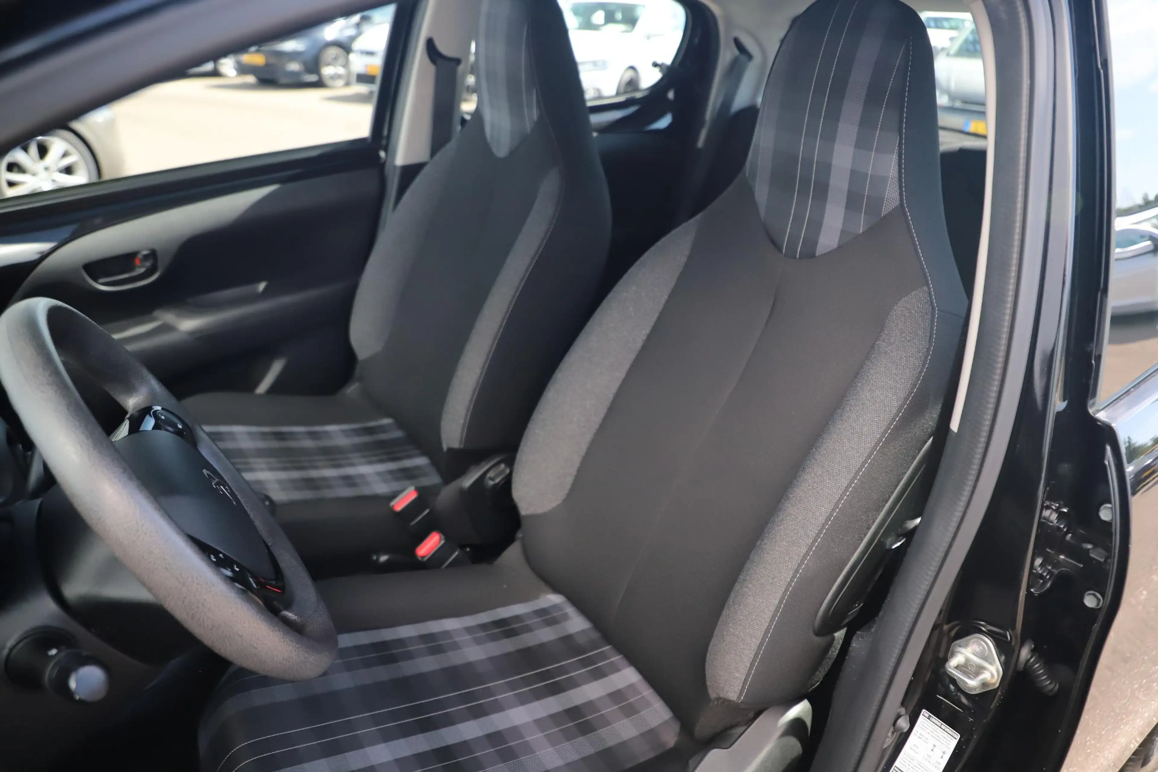 Peugeot 108 1.0 e-VTi Active Airco Radio Bluetooth Elektrische — photo 6