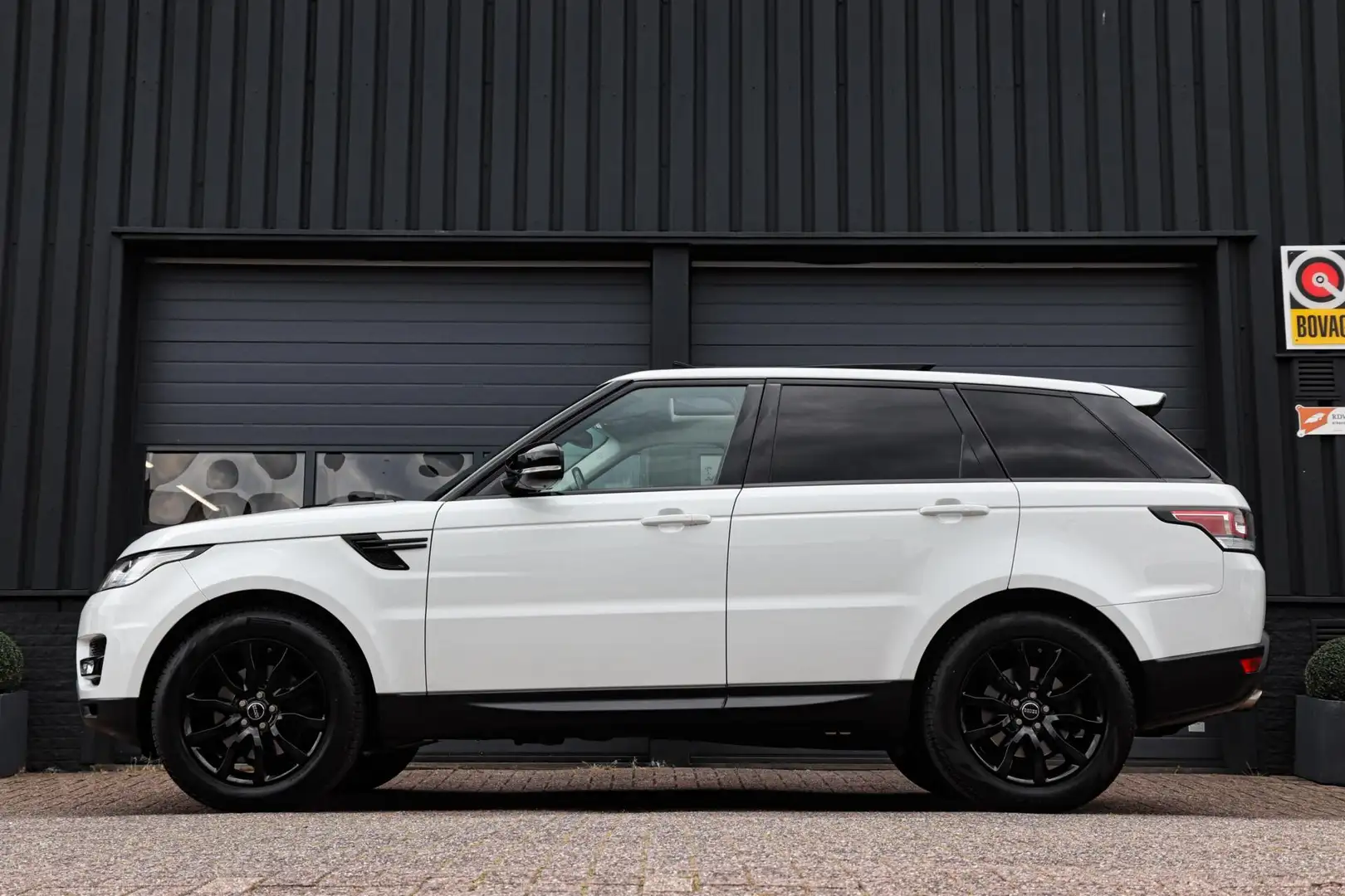 Land Rover Range Rover Sport 3.0 V6 SC HSE Black Pakket /PANODAK/MERIDIAN/CAMER Blanco - 2