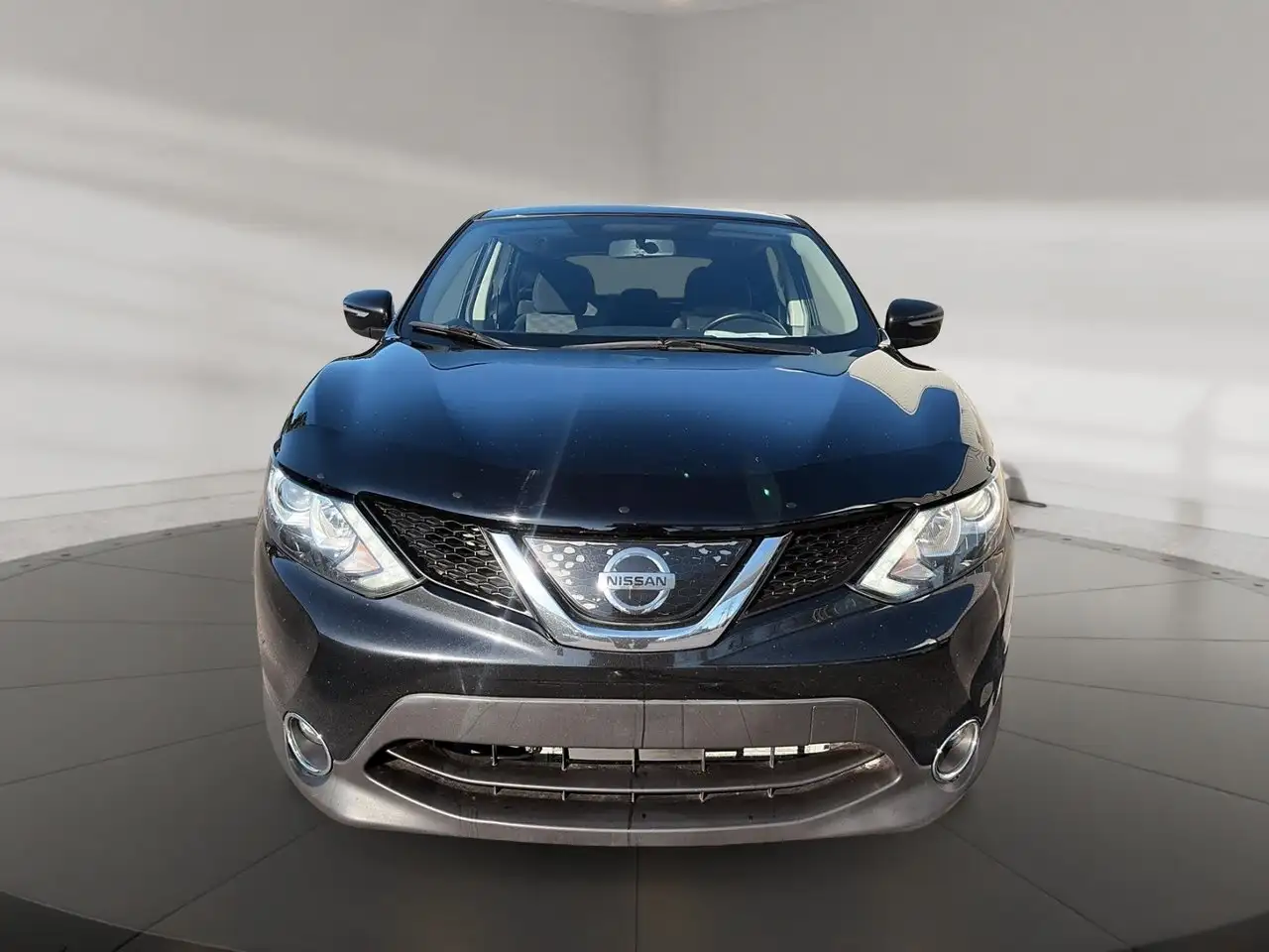 Nissan Qashqai снимка Nissan Qashqai
