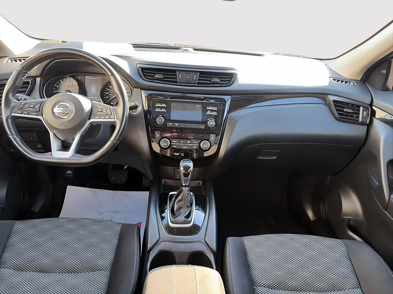 Nissan Qashqai снимка Nissan Qashqai