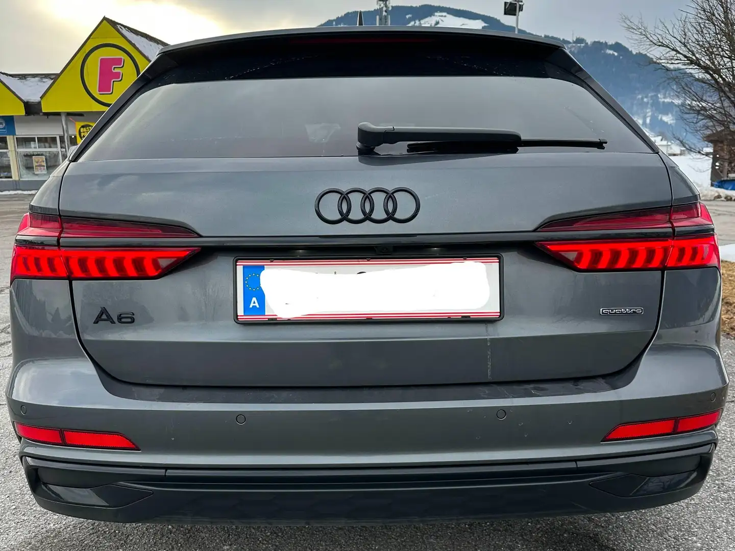 Audi A6 A6 Avant 40 TDI quattro S-line S-tronic S-line Grau - 2