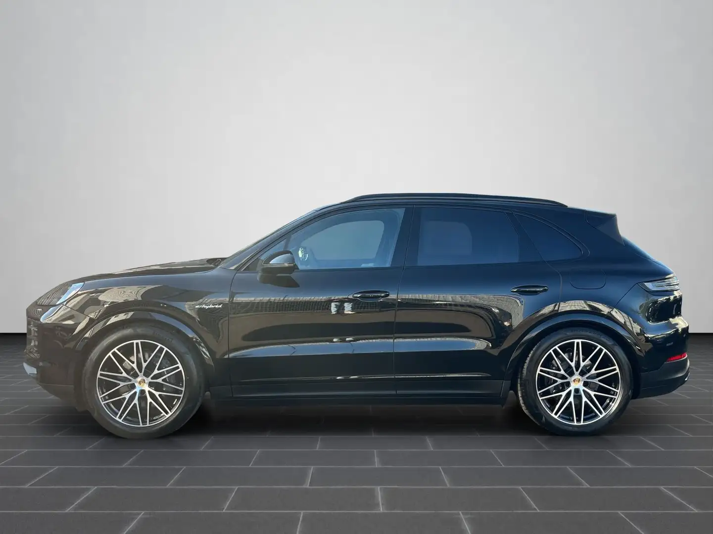 Porsche Cayenne E-Hybrid Pano.,BOSE,InnoDrive,Sportabg., Schwarz - 2