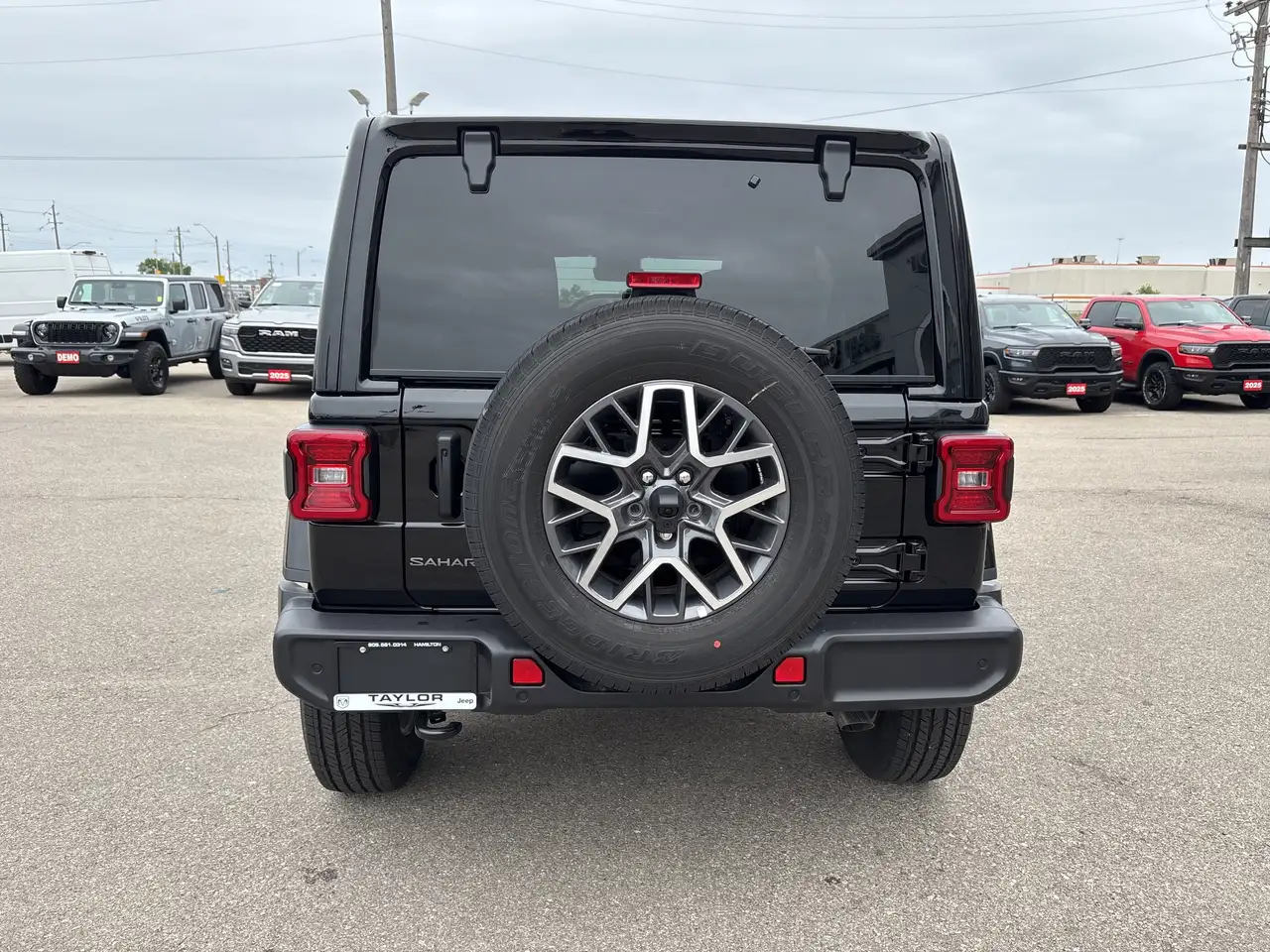 Jeep Wrangler снимка Jeep Wrangler