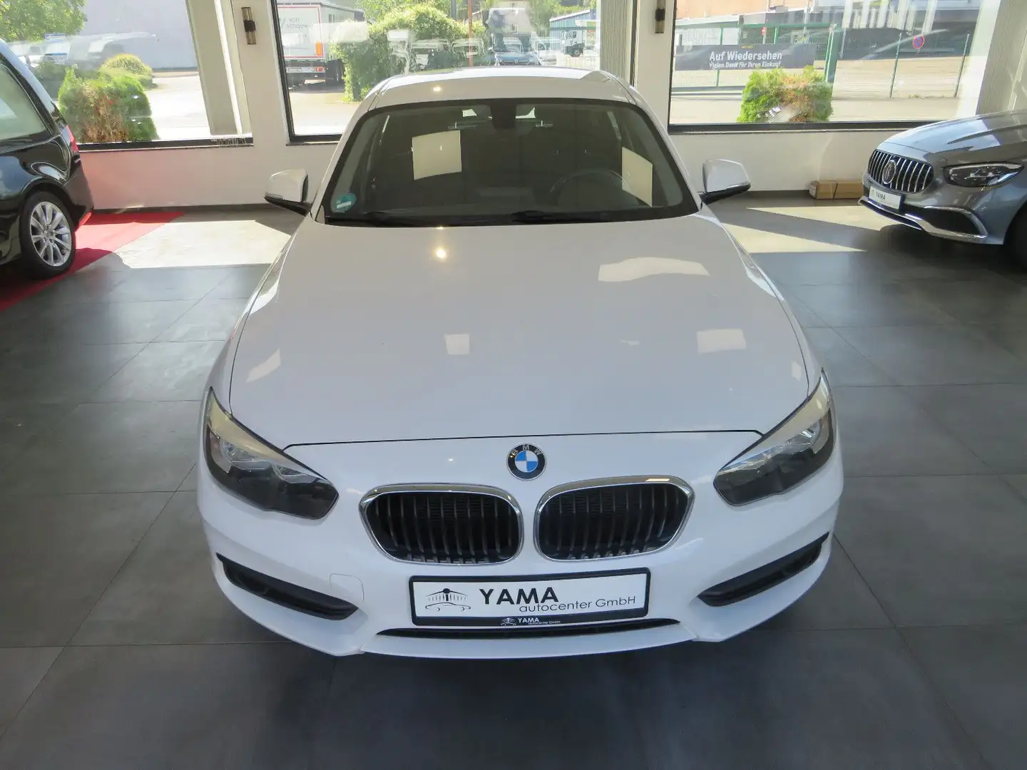 BMW 118 i Baureihe * KLIMA + EURO 6 * Blanc - 2