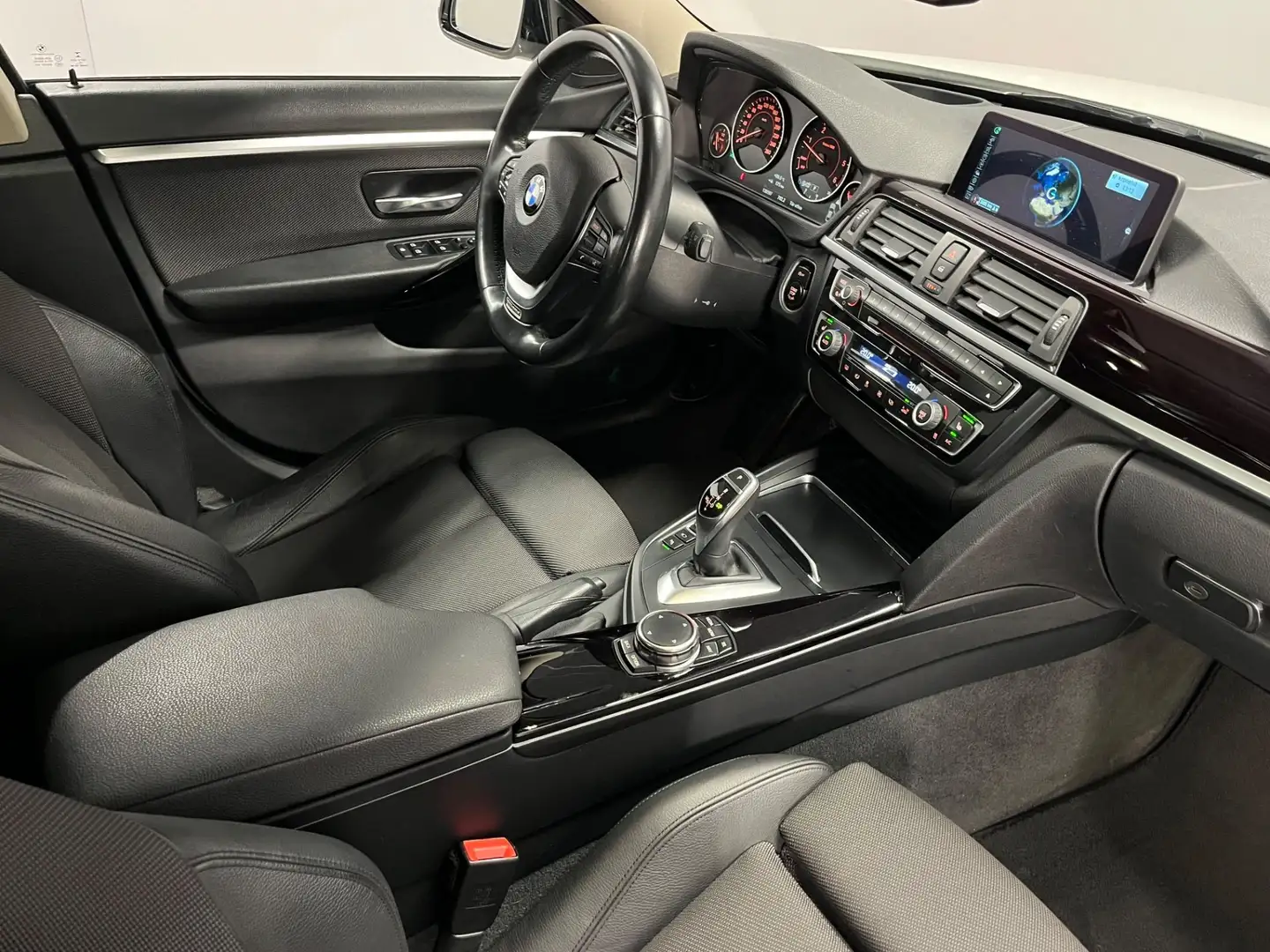BMW 420 xd Gran Coupe Aut. ***Schiebedach*** Weiß - 2