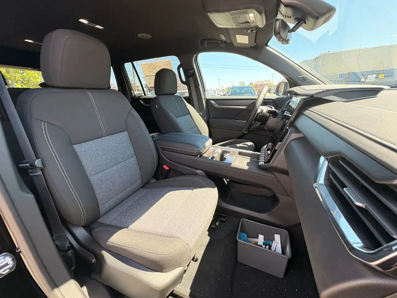 GMC Acadia снимка GMC Acadia