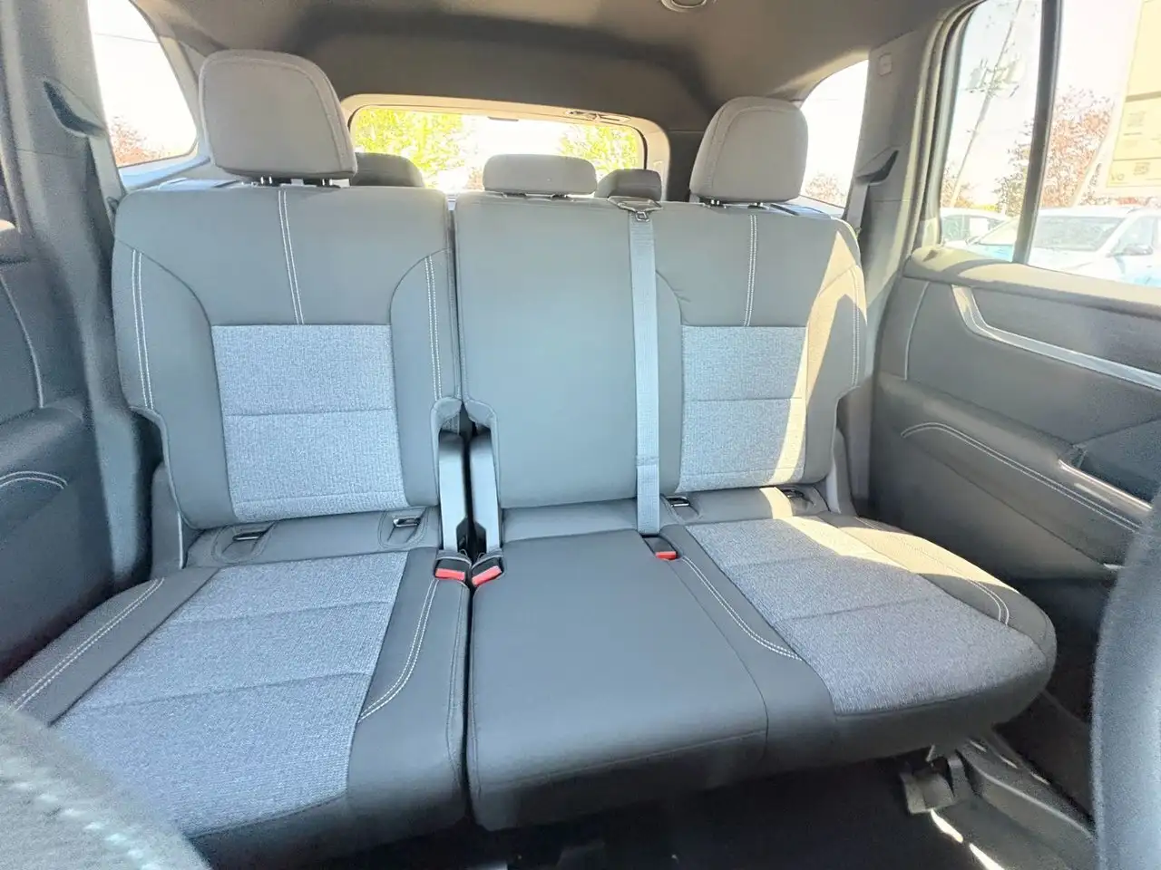 GMC Acadia снимка GMC Acadia