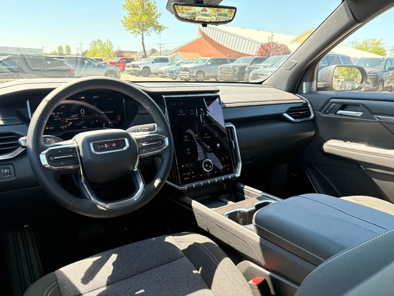 GMC Acadia снимка GMC Acadia