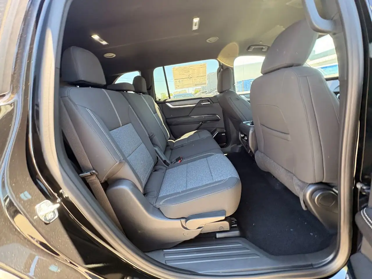 GMC Acadia снимка GMC Acadia