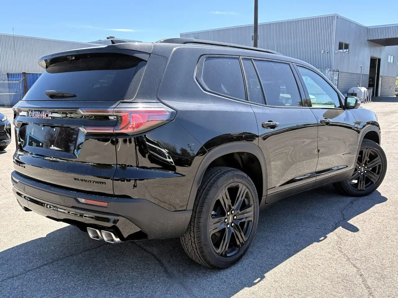 GMC Acadia снимка GMC Acadia