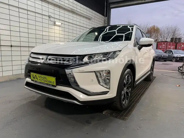 Mitsubishi Eclipse Cross Top *BI-LED*HEAD-UP*AHK*PANO*