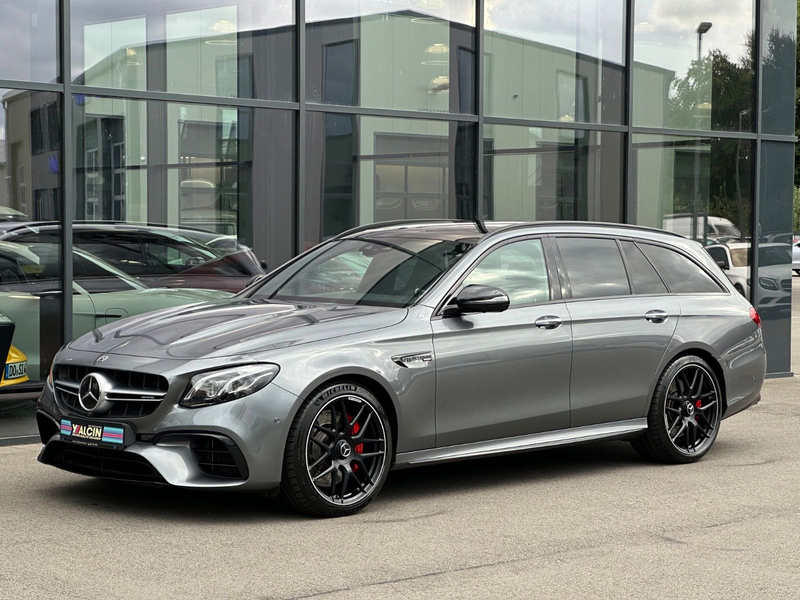 Mercedes-Benz E 63 AMG S 4MATIC+ T Aut. 2.H/BURM/PANO/ACC/NIGH — photo 2
