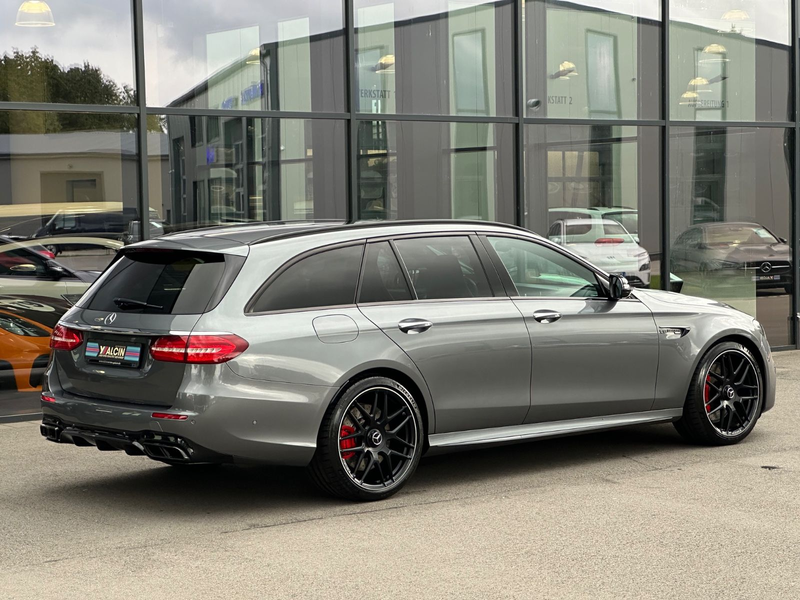 Mercedes-Benz E 63 AMG S 4MATIC+ T Aut. 2.H/BURM/PANO/ACC/NIGH — photo 4